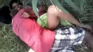 Desi couple gets caught in the act of outdoor sex