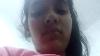 Tamil girl Arakkonam shows off her nude body in video