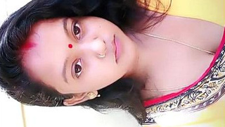 Shivani Singh's cute navel show in a transparent saree