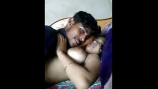 Paki teen enjoys intimate time with her partner