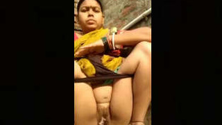 Bhabi's intimate video of peeing and fucking