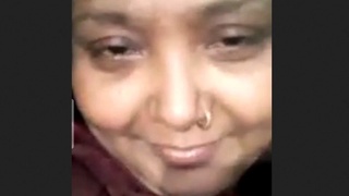 Bhabhi's latest video: A seductive performance