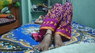 Indian bhabhi gets fucked in sari by village boy